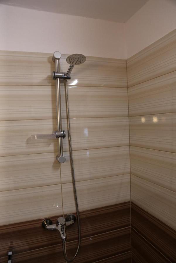 Modern Marvel Apartment กรูเยอ ภายนอก รูปภาพ