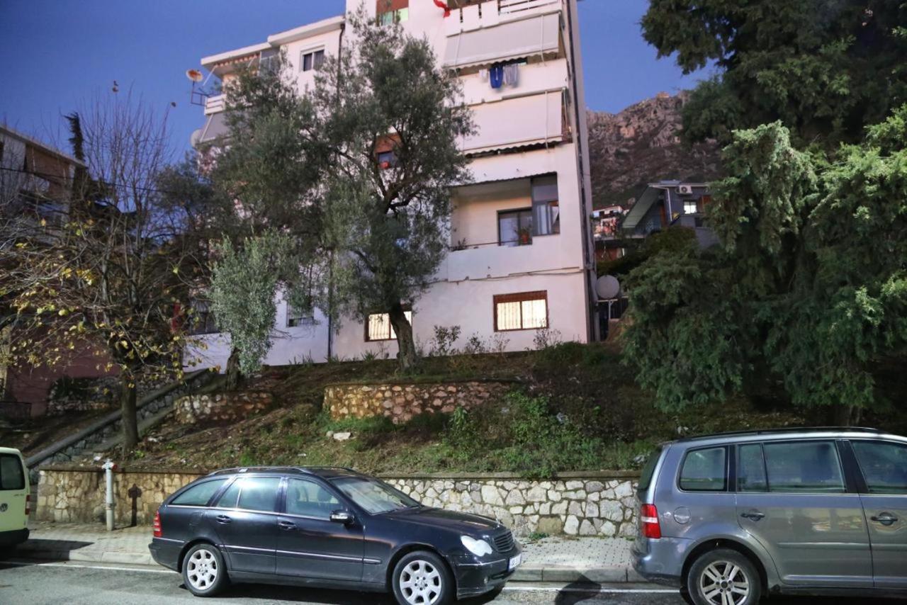 Modern Marvel Apartment กรูเยอ ภายนอก รูปภาพ